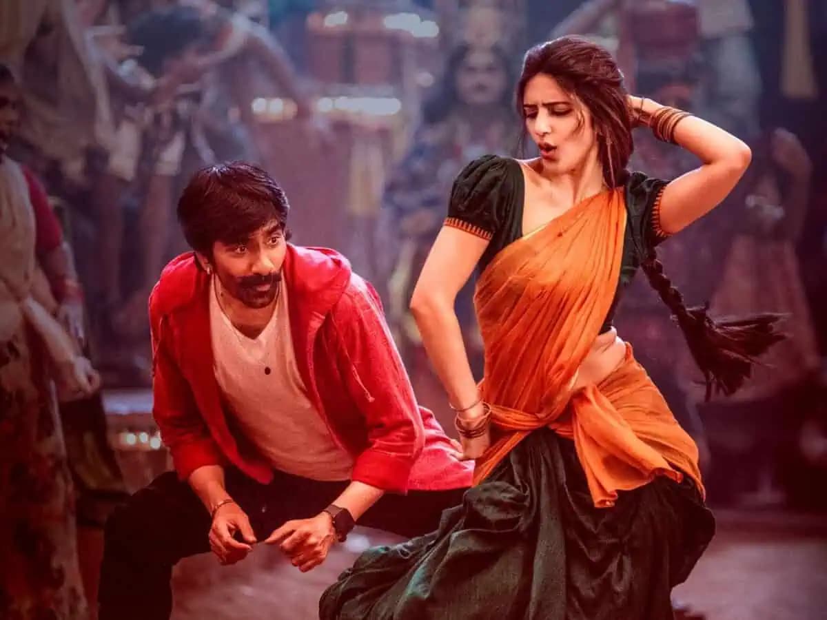 మాస్ జాతరని నిలబెట్టాల్సింది అవే