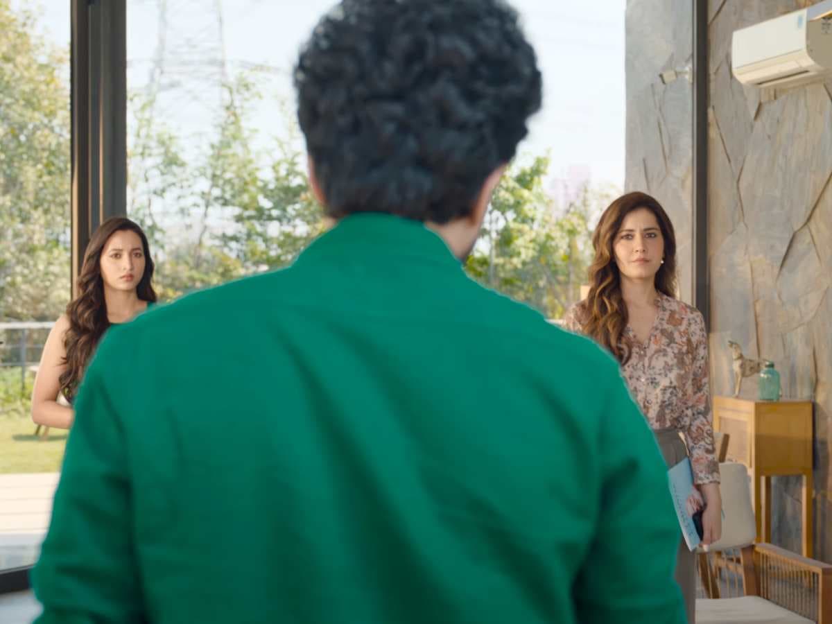 “తెలుసు కదా” ట్రైలర్‌ – సిధ్ధు జోన్నలగడ్డ మాస్ లవ్ గేమ్‌తో ప్యూర్ ఫైర్!