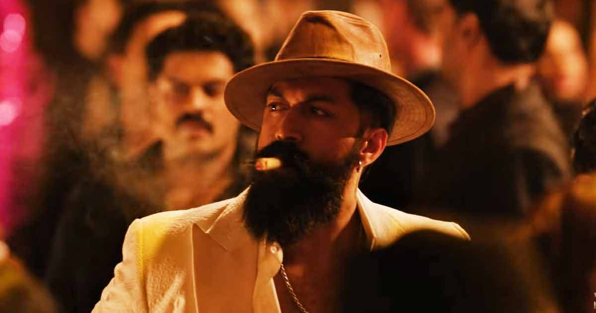 రీషూట్ హడావుడి! టాక్సిక్ డ్రామా!