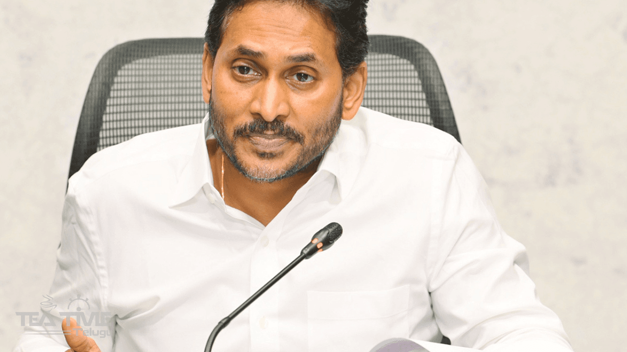 ప్రెస్ మీట్ ముగిసింది, జగన్ మళ్లీ బెంగళూరుకు!