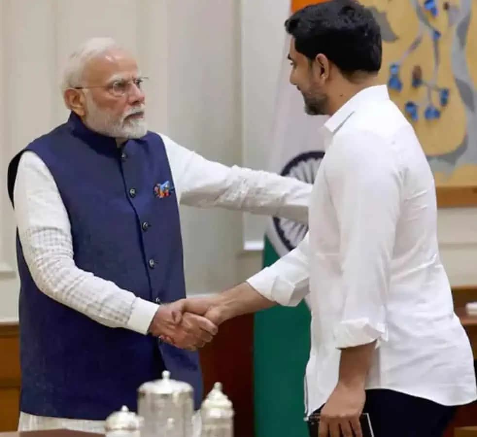 జాతీయ స్థాయిలో నారా లోకేష్ ఎదుగుదల ... మోదీ టీమ్ దృష్టిలోకి వెళ్లిన యువనేత