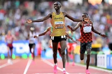 ఈనెల 21 న కోల్‌కతా లో 25k అథ్లెటిక్స్ రేస్, అందరి చూపు చెప్తెగె వైపే..