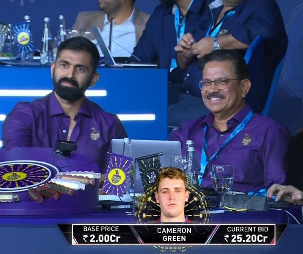 ఐపీఎల్ మినీ వేలంలో సంచలనం: కామెరూన్ గ్రీన్‌ పై KKR భారీ బిడ్