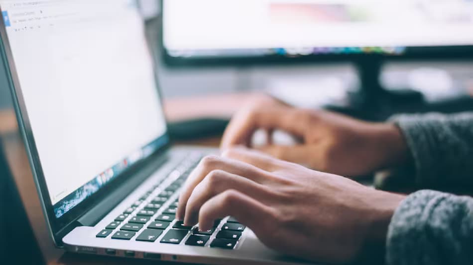 AI భద్రతకు సవాల్‌గా మారుతున్న ప్రాంప్ట్ ఇంజెక్షన్