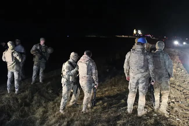 అంకారాలో ప్రైవేట్ జెట్ ప్రమాదం ... లిబియా సైన్యాధ్యక్షుడు మృతి