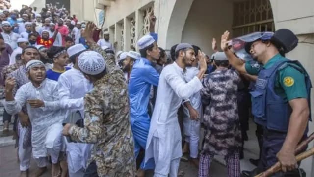 బంగ్లాదేశ్‌లో హిందువుల  దాడులపై  నిరసనలు