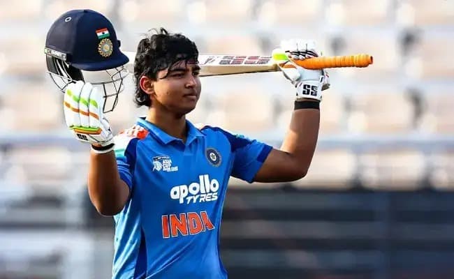 రికార్డ్స్  క్రియేట్  చేస్తున్న వైభవ్ సూర్యవంశీ