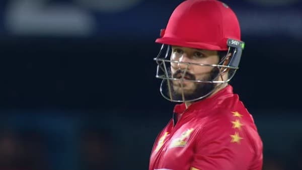 అక్కినేని అఖిల్ సెంచరీ, సీసీఎల్ లో తెలుగు వారియర్స్ విన్... 