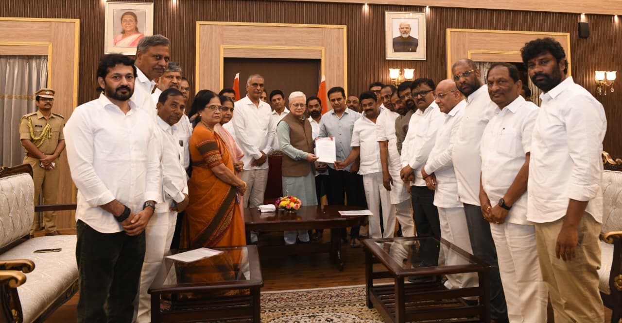 సింగరేణి టెండర్లపై ప్రభుత్వం శ్వేతపత్రం విడుదల చేయాలి: కేటీఆర్, గవర్నర్ కు ఫిర్యాదు చేసిన బీఆర్‌ఎస్ నేతలు..