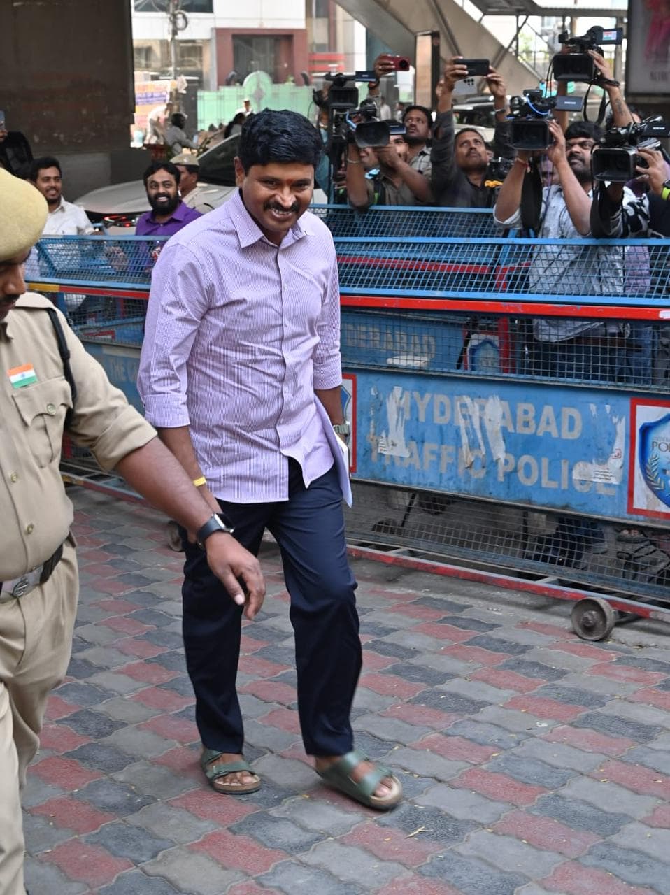 ఫోన్‌ ట్యాపింగ్‌ కేసులో ముగిసిన మాజీ ఎంపీ సంతోష్‌రావు విచారణ.. 