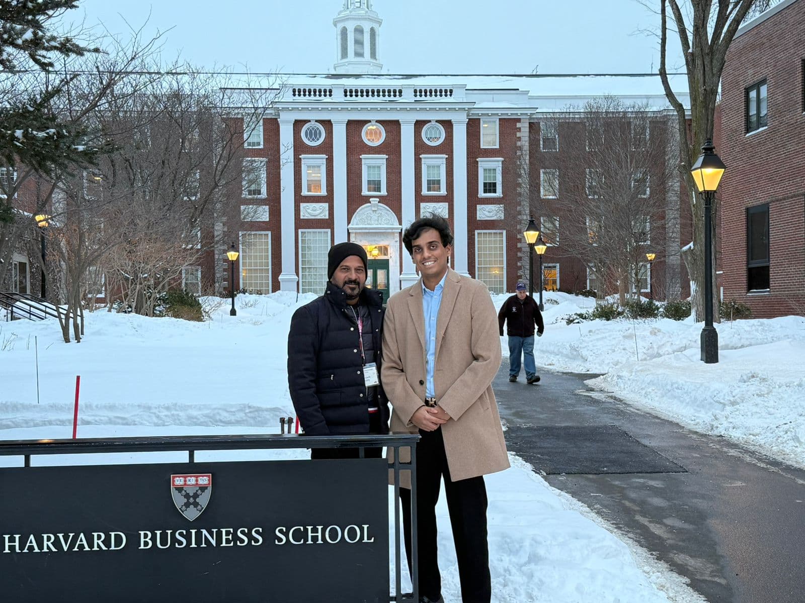 హార్వర్డ్  బిజినెస్ స్కూల్ స్టూడెంట్స్ తో సీఎం రేవంత్ ఇంటరాక్షన్