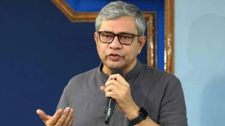 తెలంగాణ రైల్వే ప్రాజెక్టులకు 5 వేల కోట్ల కేటాయింపు.. రైల్వే మంత్రి అశ్విని వైష్ణవ్..