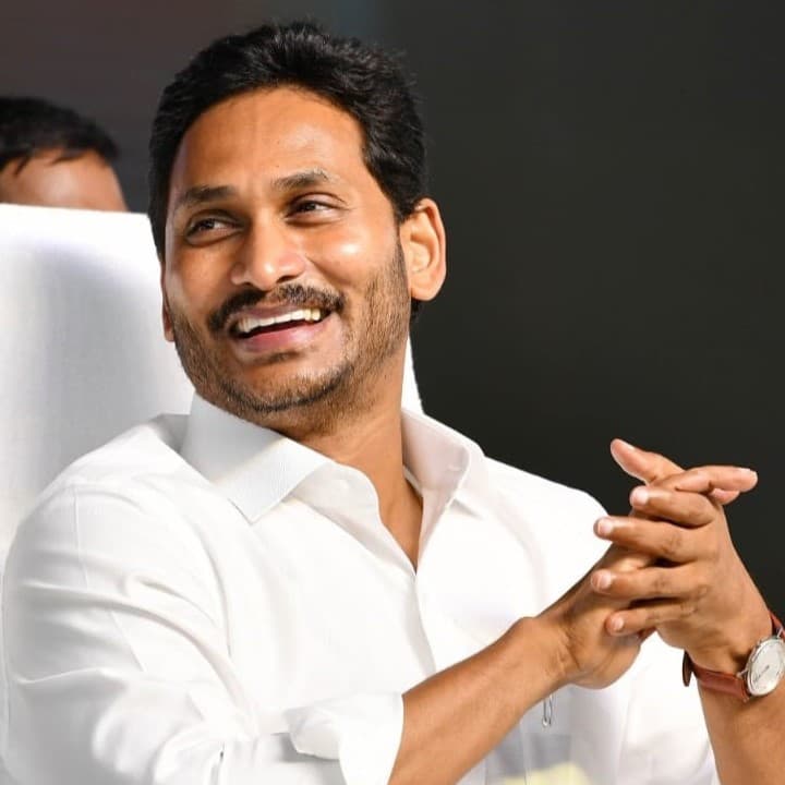 అంబటి, జోగి కుటుంబాలను పరామర్శించనున్న వైయస్  జగన్                                                                                                                        