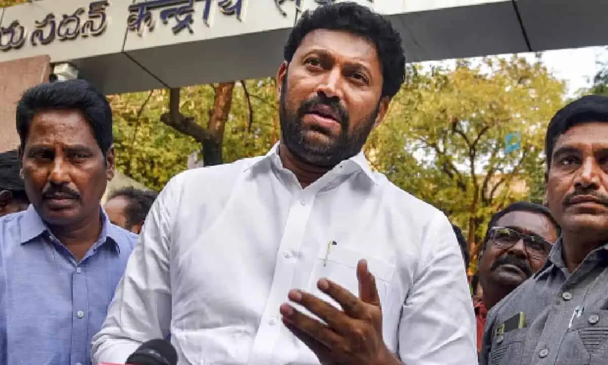 నాటు కోడి ధరలపై పార్లమెంట్ లో ప్రస్తావించిన వైసీపీ ఎంపీ అవినాష్ రెడ్డి