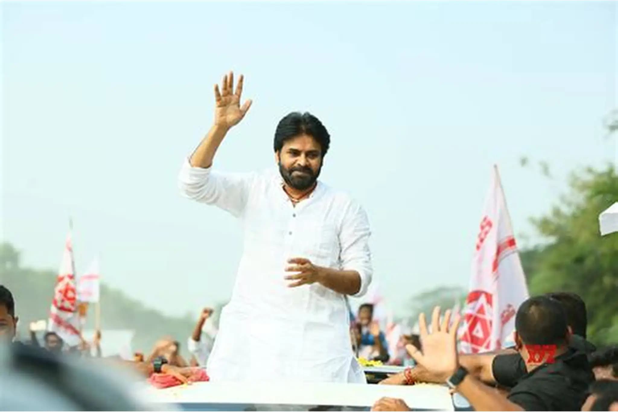 మున్సిపల్ ఎన్నికల్లో జనసేన బరిలో 336 వార్డులు, కరీంనగర్ కార్పొరేషన్‌లో 56 మంది పోటీ
