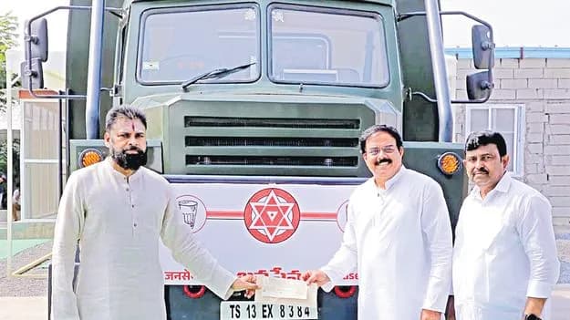 కార్యకర్తే పార్టీ బలం: జనసేన సభ్యత్వ కార్యక్రమాన్ని ప్రారంభించిన పవన్ కళ్యాణ్