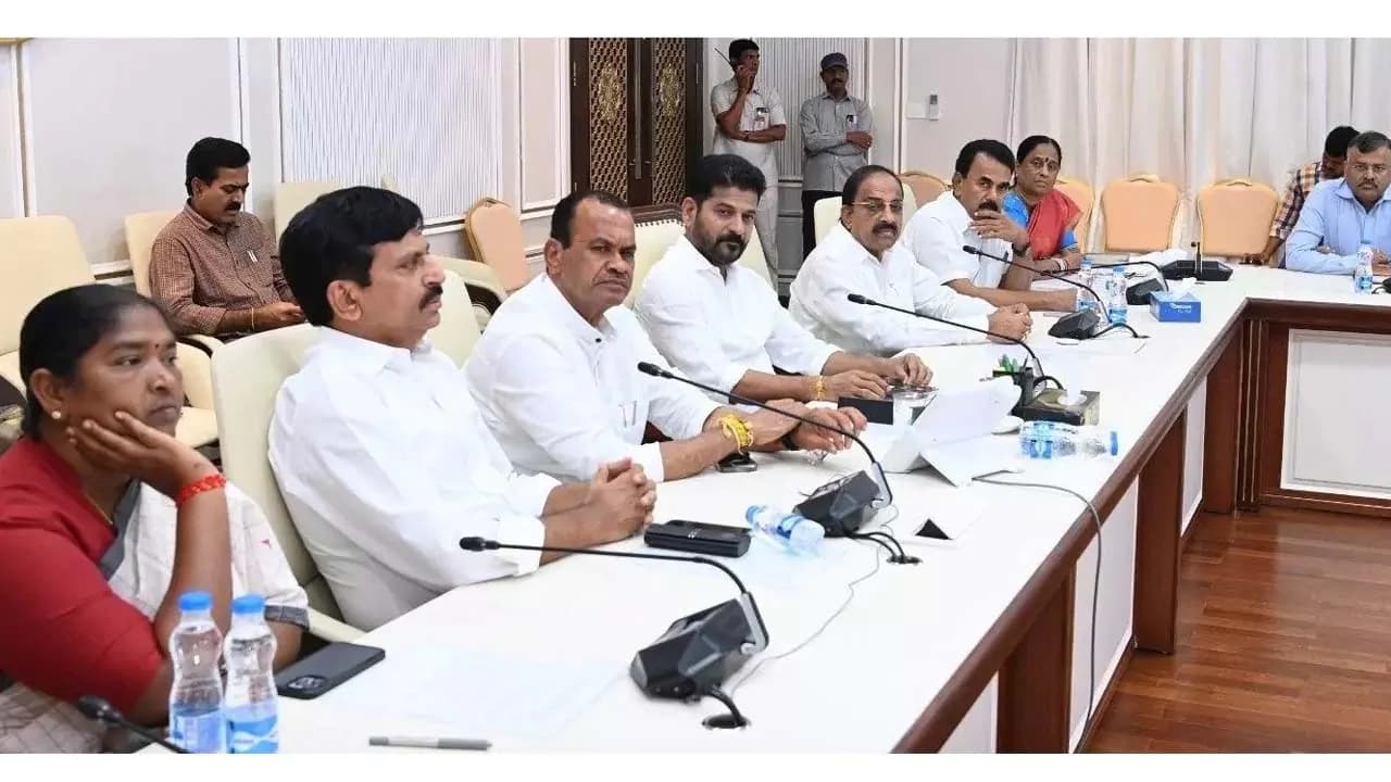 సెన్సెస్ 2027 పై క్యాబినెట్ కు సీఎస్ బ్రీఫింగ్...