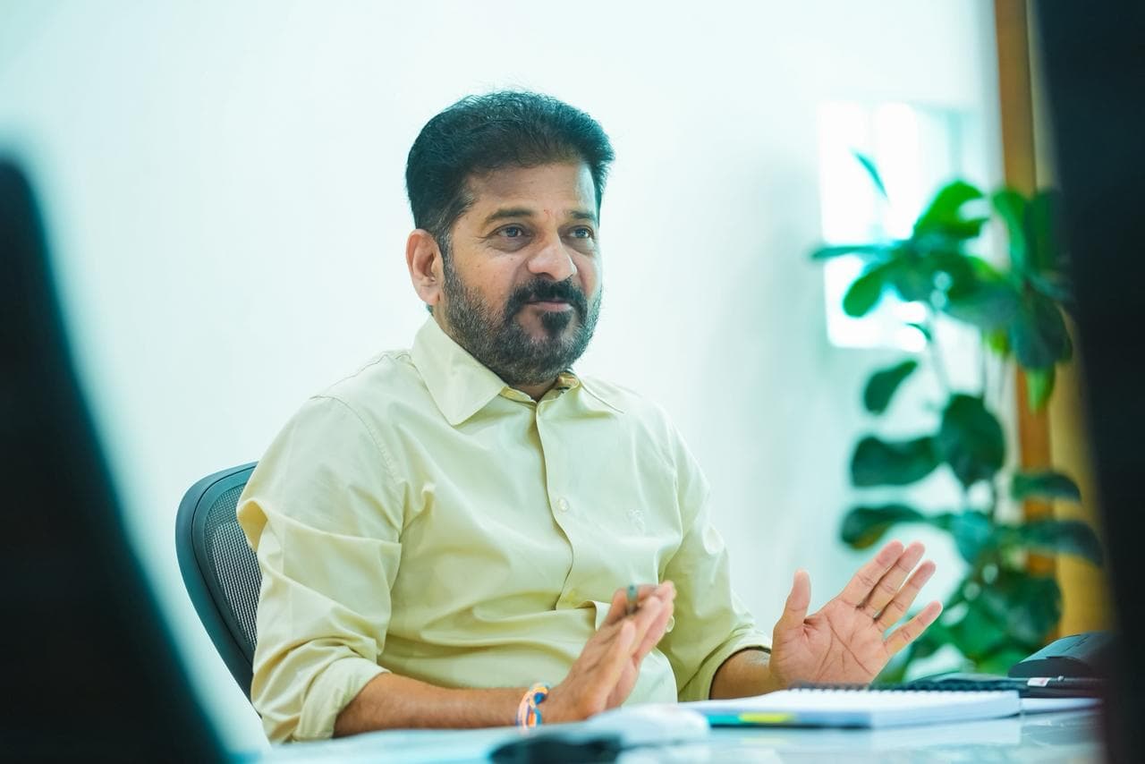 వంద తెలంగాణ ప‌బ్లిక్ స్కూళ్లు - సీఎం రేవంత్ రెడ్డి