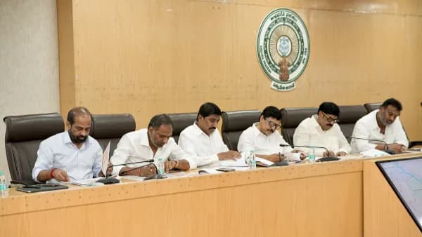 మహా కుంభమేళా తరహాలో గోదావరి పుష్కరాలు - ఏపీ ప్రభుత్వం..