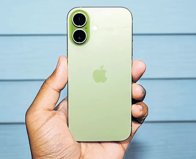 ఐఫోన్ 17e లాంచ్