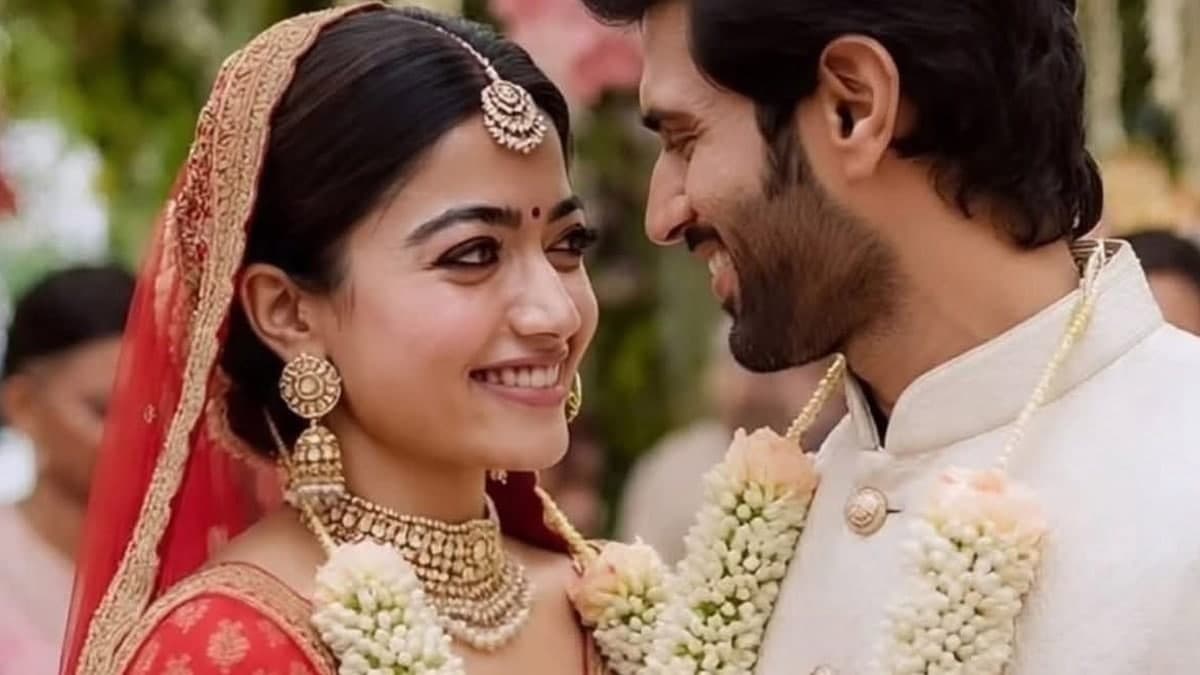 రేపు సొంత ఊరుకు విజయ్ రష్మిక