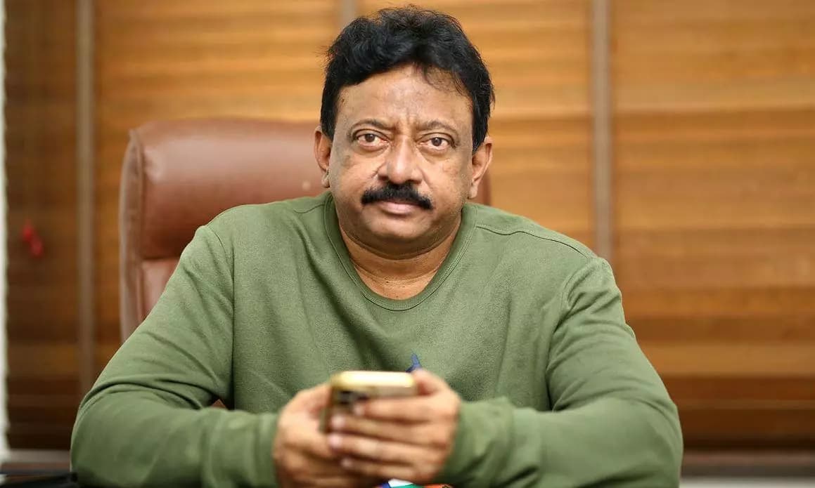 యుద్ధంపై ఆర్జీవీ ట్వీట్… సోషల్ మీడియాలో చర్చ!
