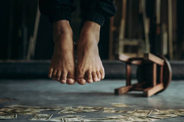 మోహన్ బాబు యూనివర్సిటీ లో విద్యార్థి ఆత్మహత్య