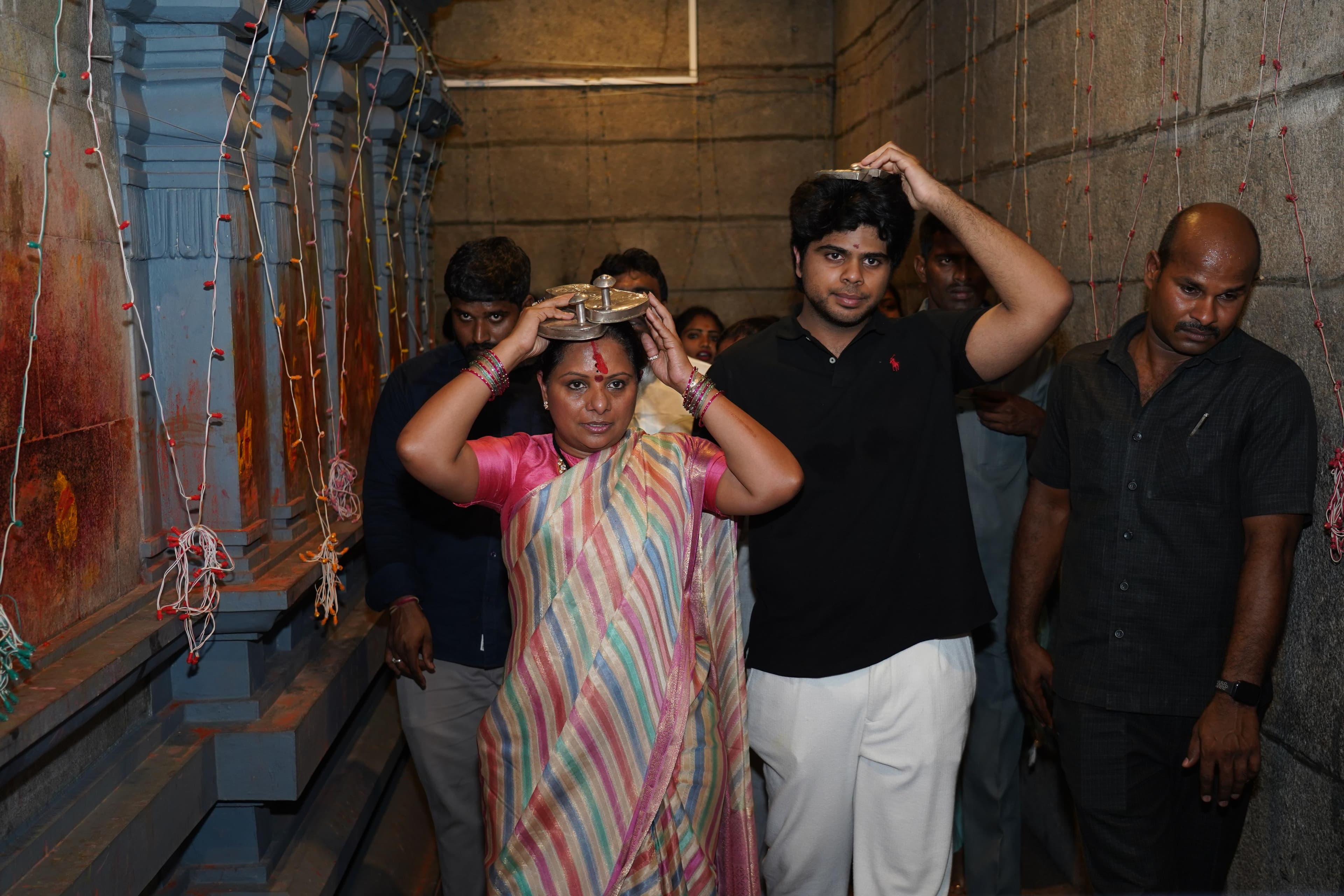 కొత్త పార్టీకి తిరుమల స్వామి ఆశీస్సులు ఉండాలి ‌‌ : జాగృతి ప్రెసిడెంట్ కవిత