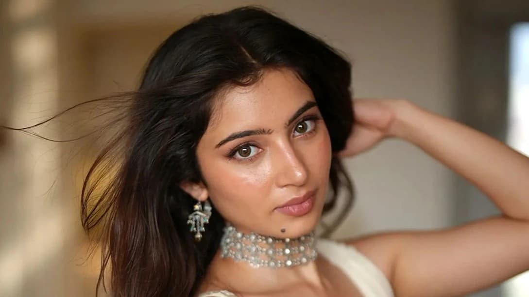 సారా అర్జున్ కి ట్విట్టర్ అకౌంట్ లేదు :సారా తండ్రి