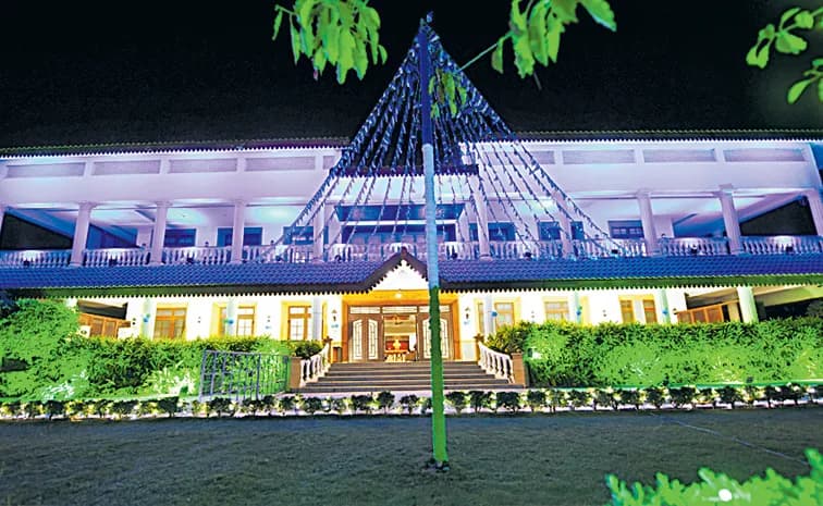 నేడు ఆంధ్రప్రదేశ్ అంతటా వైసీపీ ఆవిర్భావ దినోత్సవ వేడుకలు..