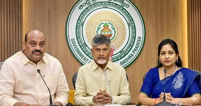 ఫైళ్ల క్లియరెన్స్‌పై మంత్రులకు చంద్రబాబు రేటింగ్