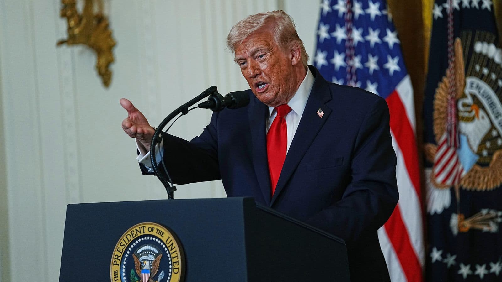 ఒలింపిక్స్, ఫిఫా వరల్డ్‌కప్‌లో ట్రంప్‌పై నిషేధం