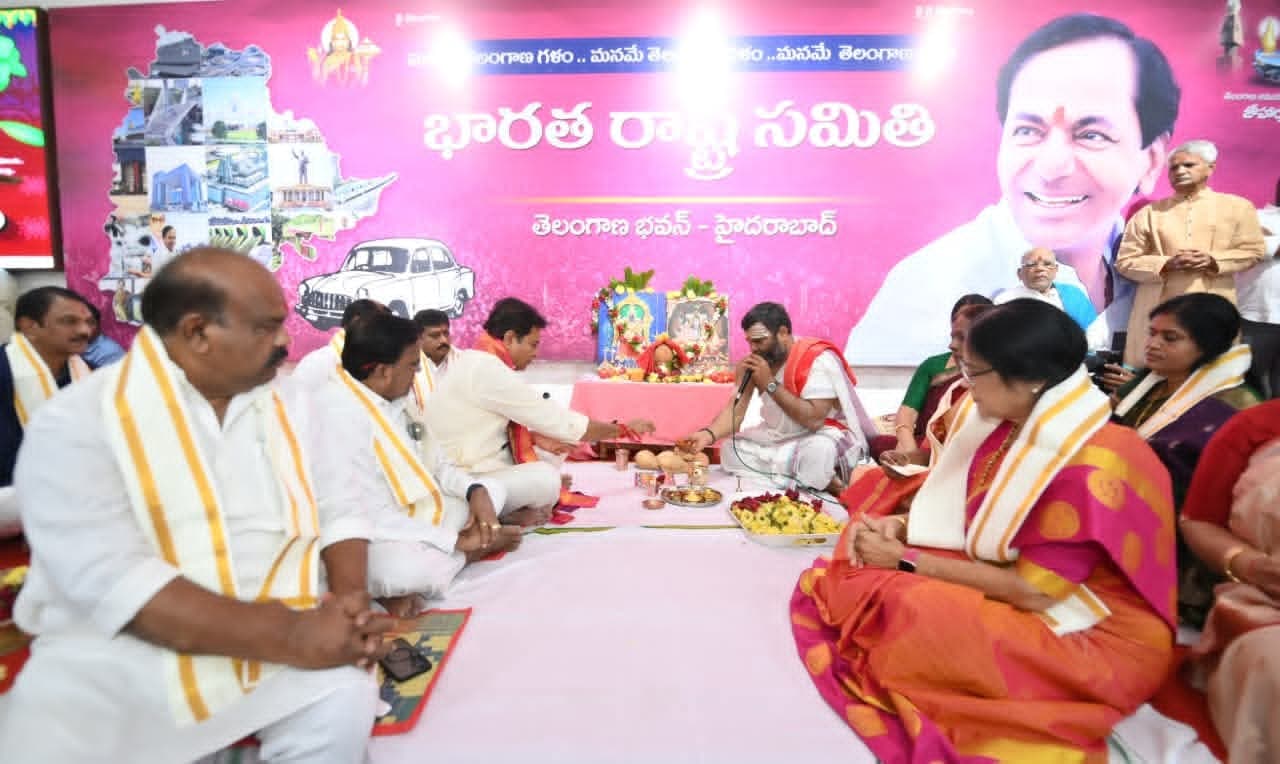 ప్రభుత్వ వైఫల్యాలతో ప్రతిపక్షానికి బలం పెరుగుతుంది - ఉగాది పండితులు 