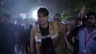 దర్శకుడు హరీష్ శంకర్ ఎంట్రీ @ ‘దేఖ్‌లేంగే సాలా’ గ్రాండ్ సాంగ్ లాంచ్ ఈవెంట్ | ఉస్తాద్ భగత్ సింగ్