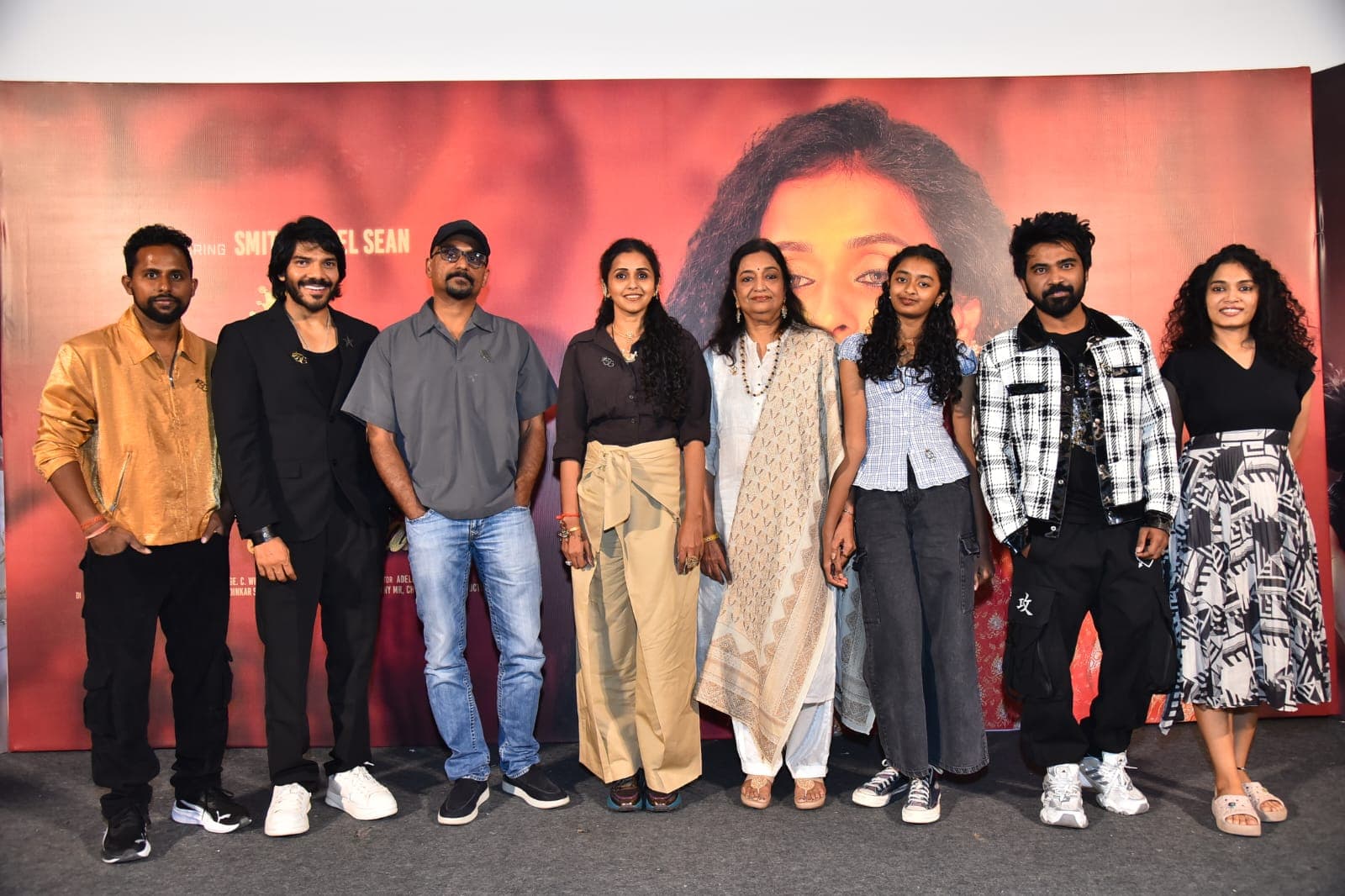 ఓజితో కొత్త ప్రయాణం: స్మిత