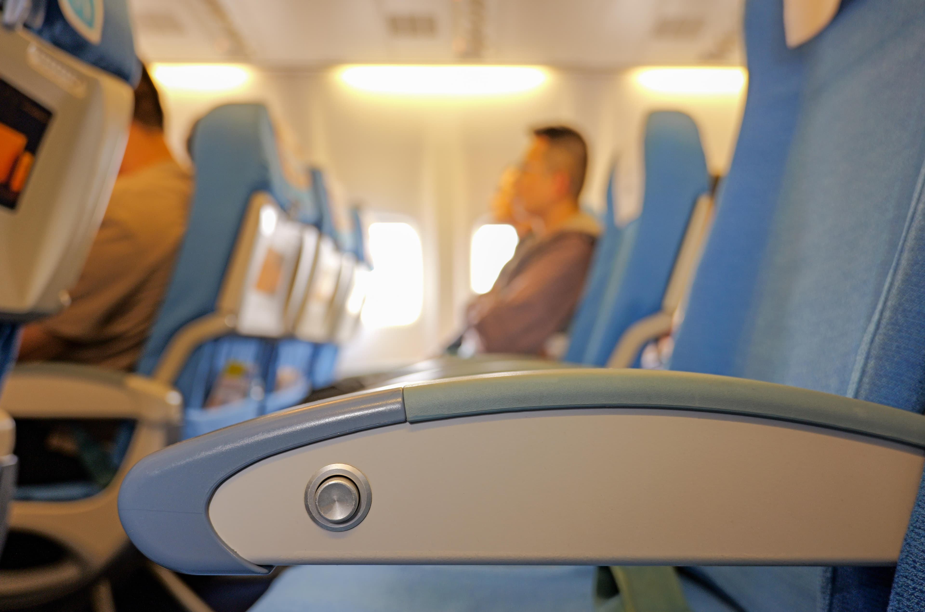 విమాన ప్రయాణికులకు భారీ ఊరట.. సీట్ల ఎంపికపై కొత్త నిబంధనలు!